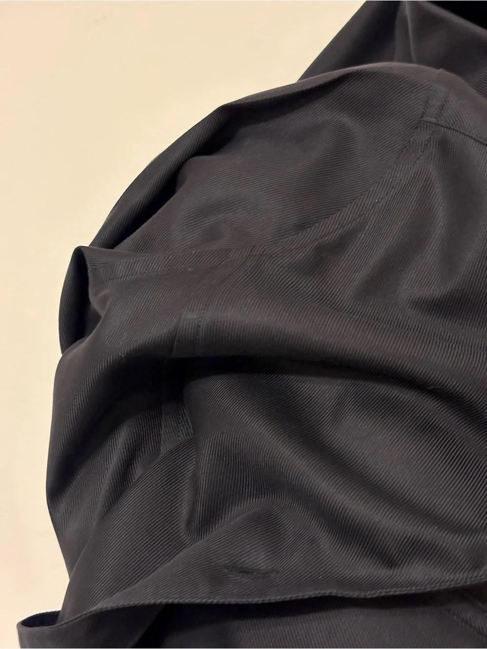 Brooks Brothers Women’s Black Petite Semi-Fitted 100% Cotton Dress Shirt 4P